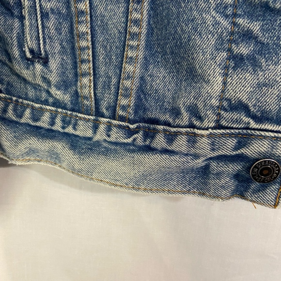 Vintage 1980s Levis Trucker Med Wash Blue Denim Jacket 70506-0216 Men's 36 - Picture 9 of 13